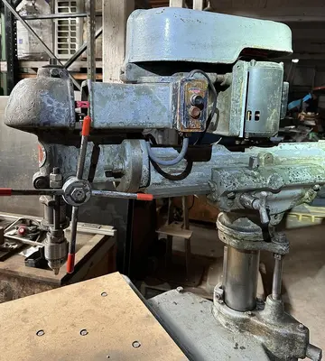 USED WALKER TURNER RADIAL DRILL PRESS