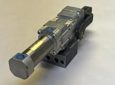 Used SMC CKZT25-105-DCL781E Pneumatic Cylinders Ohio US | Surplus Asset Holdings #1312110