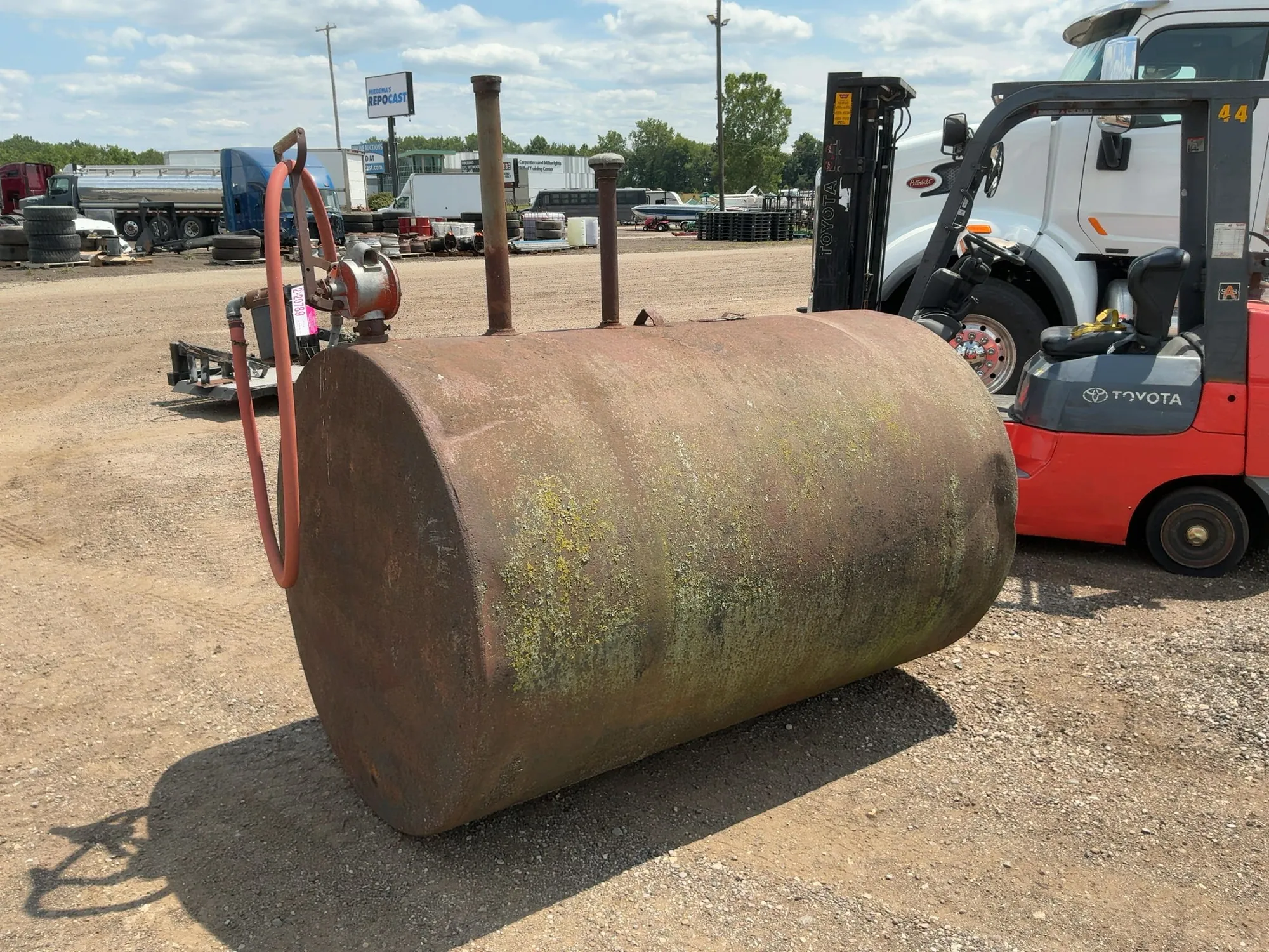 Used _UNKNOWN_ _UNKNOWN_ Stationary Fuel Tanks Michigan US | Miedema Asset Management Group #1325646