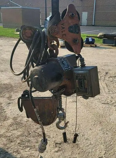 Used YALE 1/2 TON ROLLER CHAIN HOIST Cranes (Misc) Wisconsin US | Lemke Machinery Sales #310155