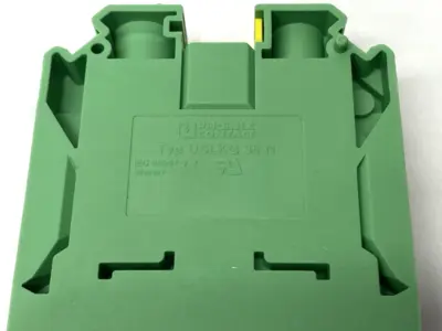 USED PHOENIX CONTACT PROTECTIVE CONDUCTOR TERMINAL BLOCK 3074143