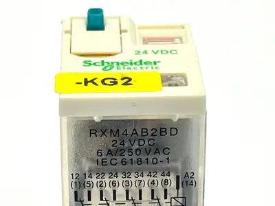 Used Schneider Electric RXM4AB2BD,RXZE2M114M,RXM040W Relays & Switches Michigan US | Maverick Industrial Sales #1401668