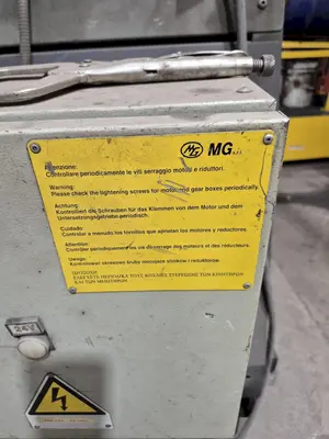 3" x 3" x 3/8" MG MODEL #AR 80 HYDRAULIC ANGLE BENDING ROLL: YOBRO #25331
