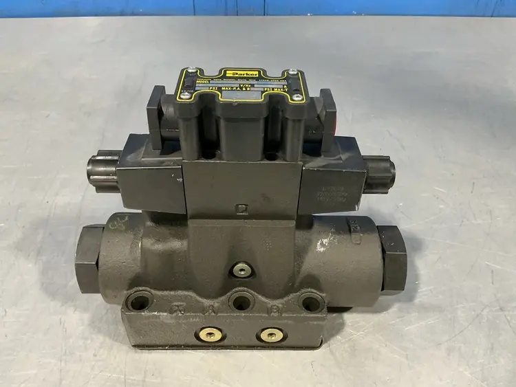 Used PARKER D1VHW004CNYCF 82 Pumps Ohio US | HGR 24 #1506934