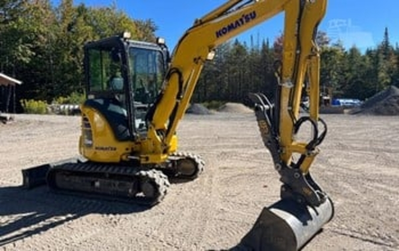 USED 2021 Komatsu PC35MR-5