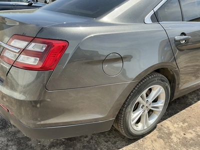 USED 2018 FORD TAURUS