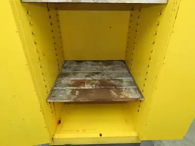 Justrite 25600 Flammable Safety Cabinet 60 Gallon Yellow Flammable Liquid