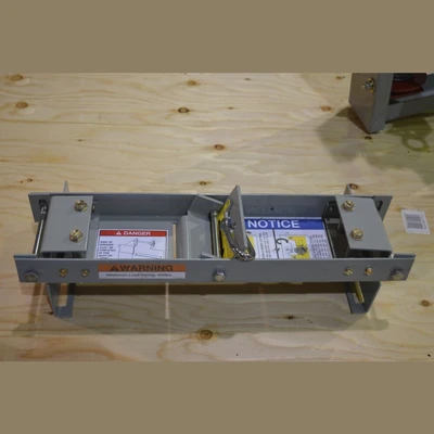 Magnum DS Breaker Lifter