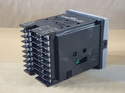 USED HONEYWELL UDC2500