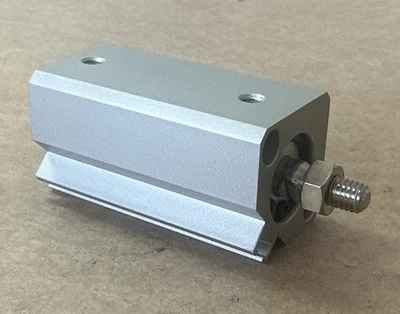 NEW SMC CDQ2B16-25DCM