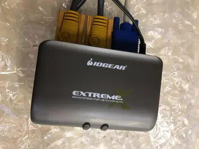 IO GEAR GCS1732 EXTREME MINIVIEW 2 PORT KVMP SWITCH