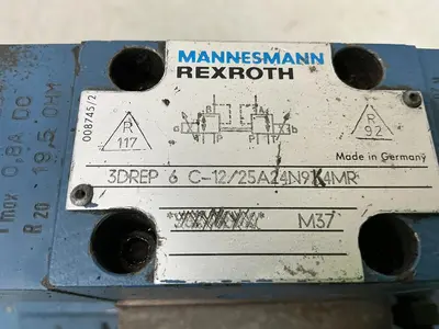 Used MANNESMANN REXROTH 4WRZ32W3-520-50 6A24N9EK4 D3MR Valves/Fittings Michigan US | Ideal Machinery #1182117