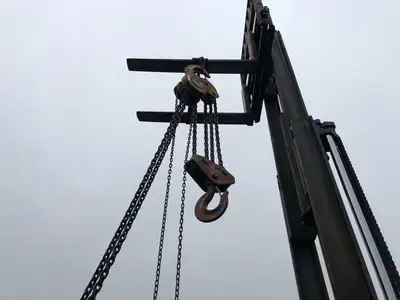 10 Ton Chain Hoist 20', Series 622