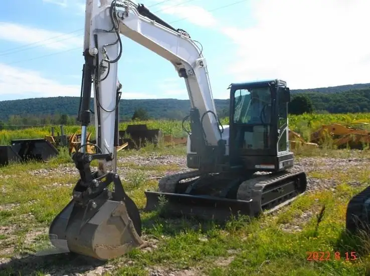 Used 2016 BOBCAT E85 Excavators New York US | Beck Equipment #1506433