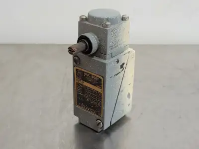 USED ALLEN-BRADLEY 802T-AP