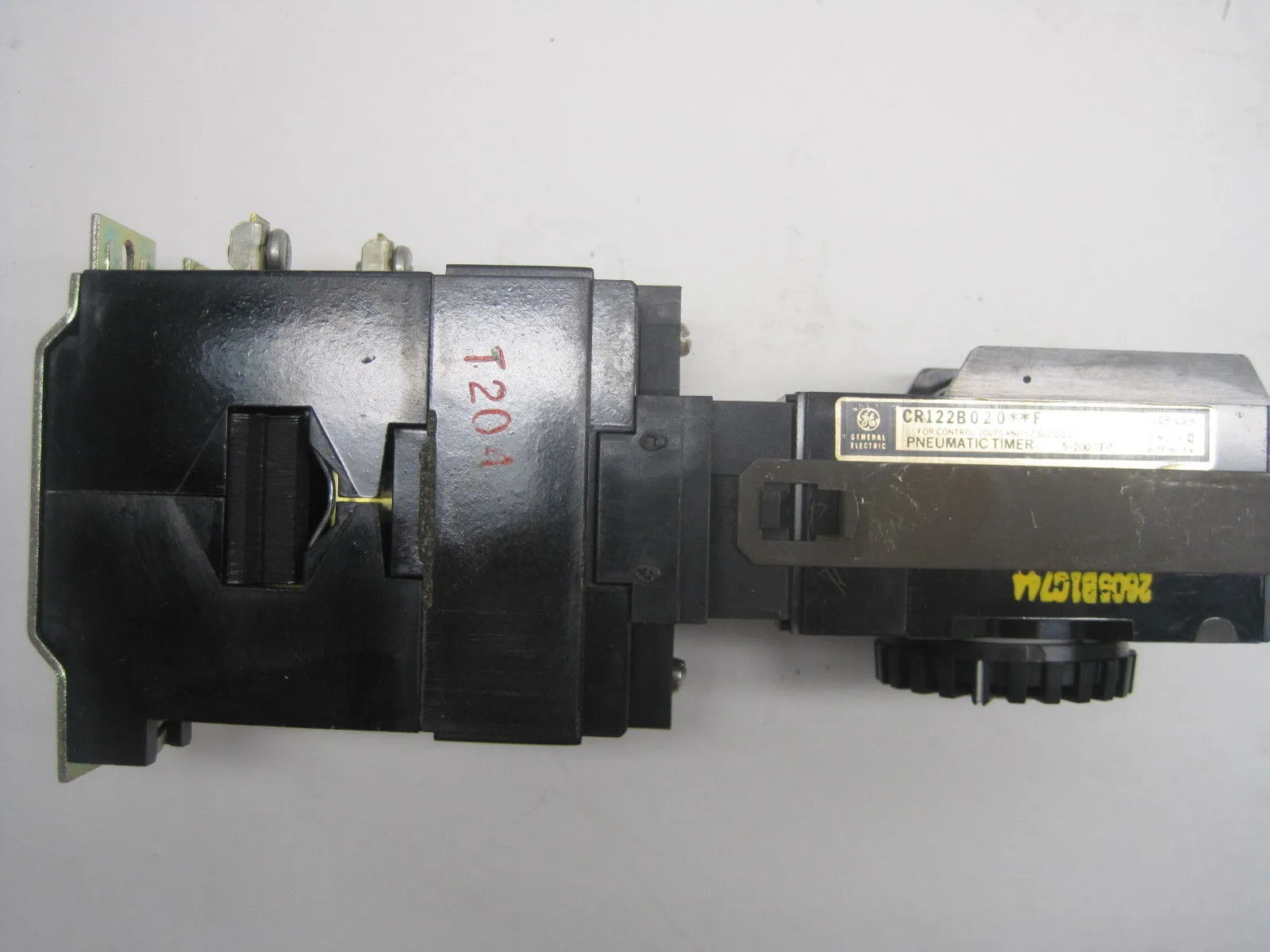New General Electric CR122B020**F Pneumatic Timer with Instantaneous Contact