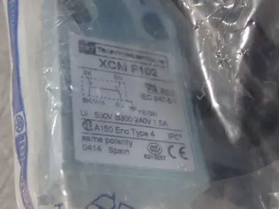 NEW TELEMECANIQUE XCMF102