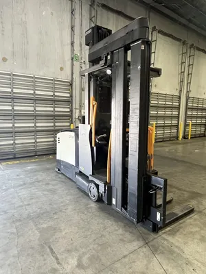 USED 2019 CROWN EQUIPMENT TSP 6500