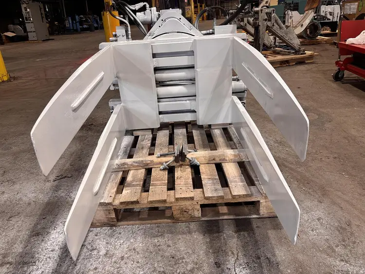 Used CASCADE ATTACHMENT Forklift Attachments Pennsylvania US | Global Equipment International, LLC #1270557