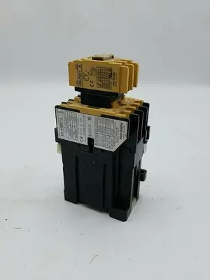 USED ALLEN-BRADLEY 100-A30NZ*3