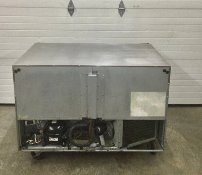 167-0234 Traulsen UHT 48-LR 48” 2-Door Self Contained Undercounter Cooler