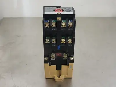 USED ALLEN-BRADLEY 700-P600A1