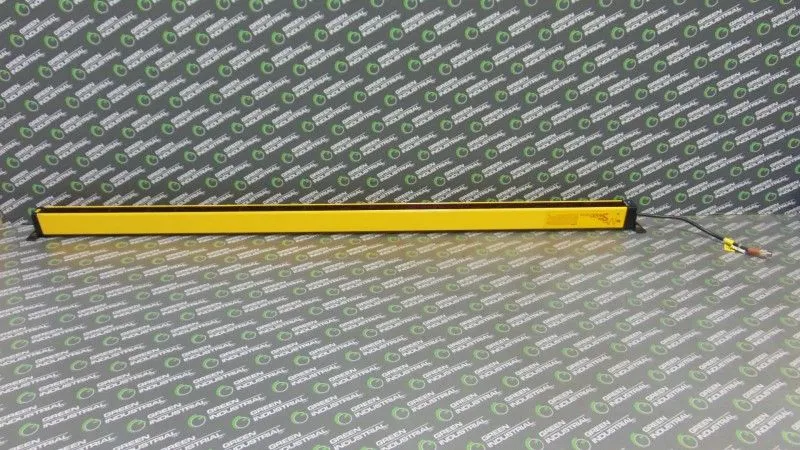 Sti MS46-30-1215-R-FN-CX1 Light Curtain Receiver 48" 70112-1034 Used