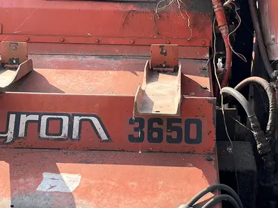 Used BYRON 3650 Combines Idaho US | Berry Machinery #1352647