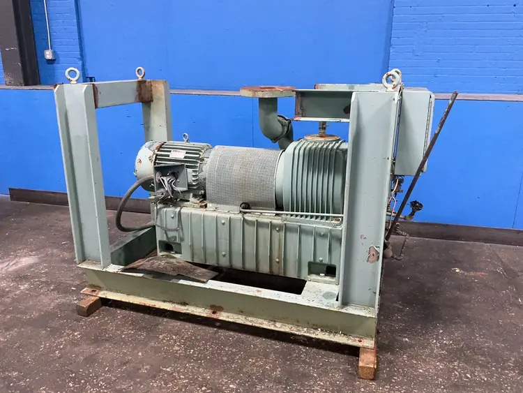Used LEYBOLDHERAEUS TR 630 Vacuum Pumps Ohio US | HGR 24 #1176378