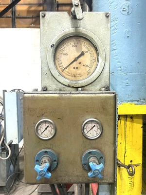 USED WILLIAMS WHITE & COMPANY WILLIAMS WHITE & COMPANY CUSTOM PRESS