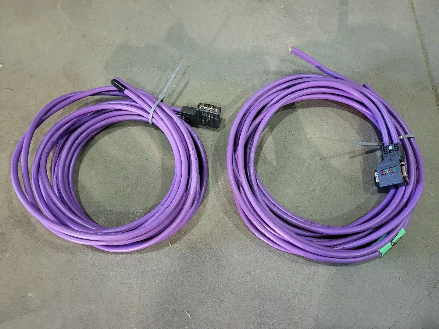NEW SIEMENS 6XV1830-0EH10