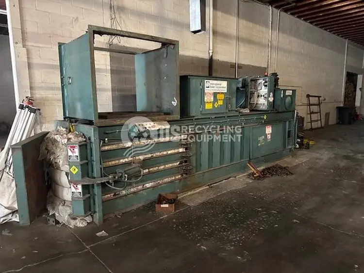 Used INTERNATIONAL BALER 1295 CLOSED DOOR HORIZONTAL Balers | US Recycling Equipment #474766