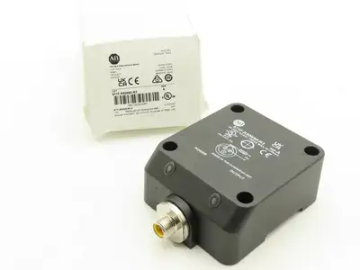 Allen Bradley 871F-R50N80-R3 Flat Pack Proximity Sensor 50mm Sensing 20-250V