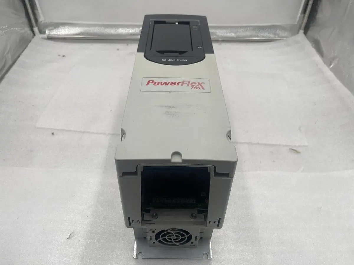 NEW ALLEN BRADLEY PowerFlex 755 20G11ND2P1AA0NNNNN 1 HP VFD DRIVE STOCK 3697