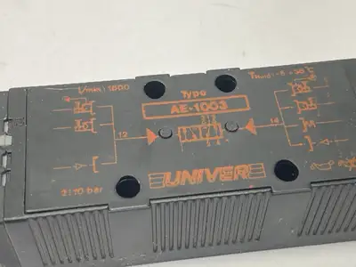 AE-1003 | Univer  Pneumatic Solenoid Valve - Used