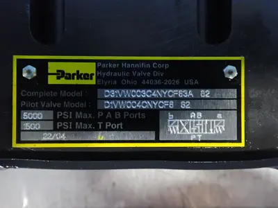 USED 2004 PARKER D31VW003C4NYCF63A 82
