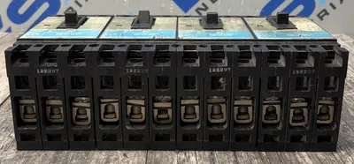 Siemens ED43B030 Circuit Breakers | ESS Industrial Equipment Sales (4)