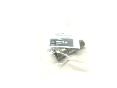 USED SWAGELOK INSTRUMENTATION QUICK CONNECT FITTING QC SERIES 6MM TUBE