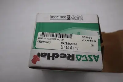 NEW OPEN BOX Asco SC8262H202 120V Ac Solenoid Valve 1/4" Pipe Size STOCK G825A