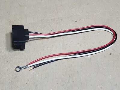 3 Prong Pigtail Connector TPIG-3W