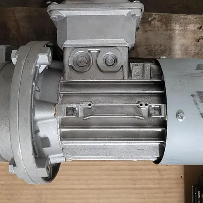 New | in-Stock NORD NORD MOTOR & GEAR BOX MTR: 63S/4CUS 230/460 3 PH 1700 RPM 56C FRAME IP55 RATIO: 600 *NEW* Gearboxes | ND Industrial Surplus #1221398