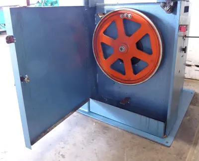 USED 2005 DOALL 2013-V3