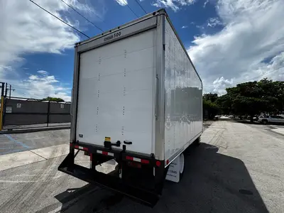 Used 2023 ISUZU NPR HD Box trucks Florida US | Truck and Van Outlet #1509136