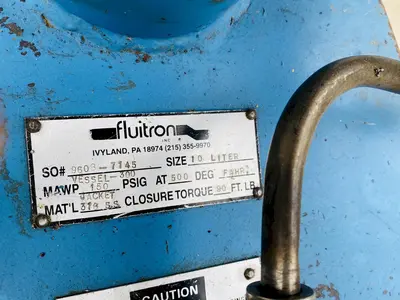 Fluitron 10 Liter Reactor
