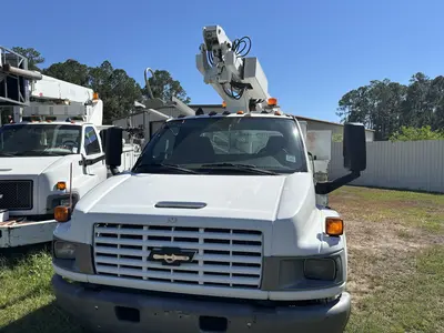 Used 2005 ALTEC AT200A Bucket (boom) trucks Mississippi US | Proxy Equipment #1378857