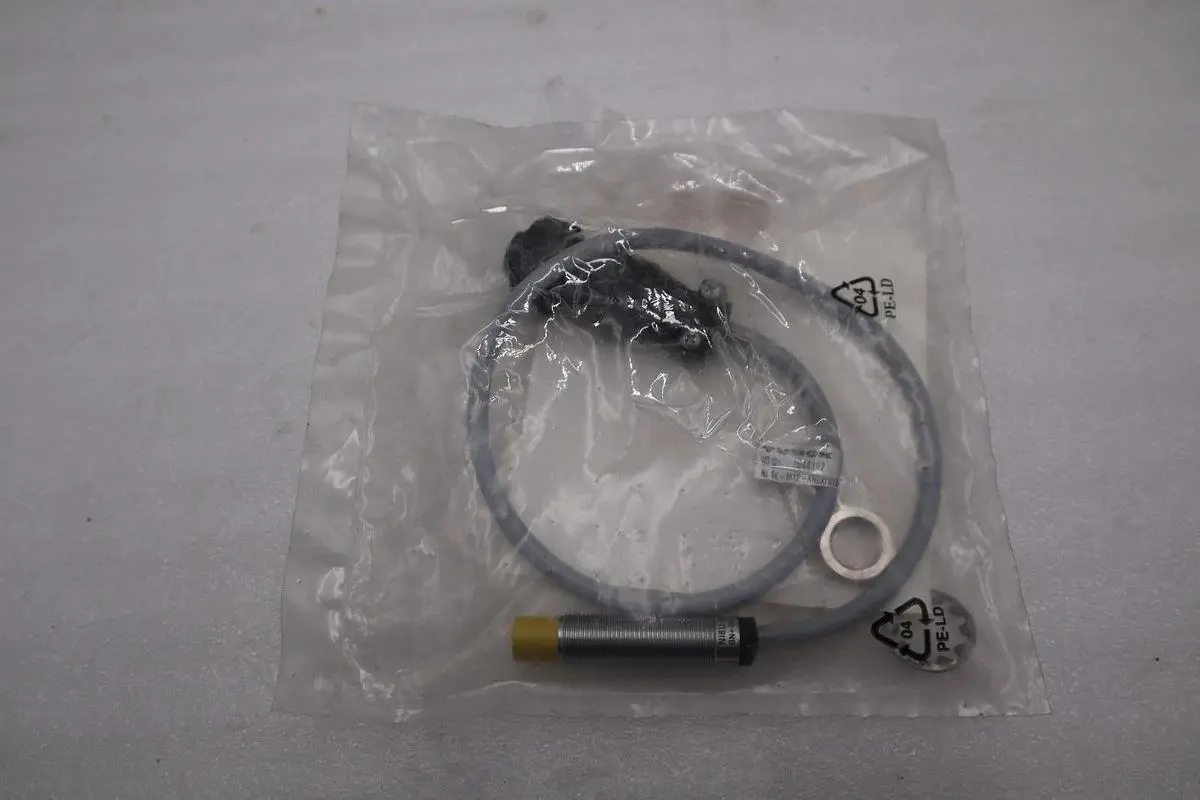NEW TURCK PLC Sensor Switch NI 8U-M12-AN6X/S1021 / 1644197 STOCK H1471A