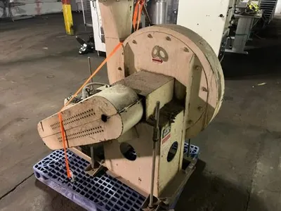 USED TRIPLE S SYNAMICS S 25