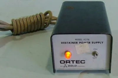 QTY. 1. ORTEC DESTAINER POWER SUPPLY MODEL 4216 SE...