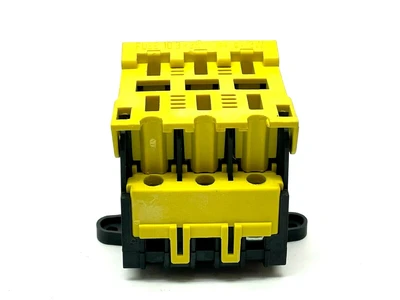 TF323 | Giovenzana  Fuse Holder 32A 500V - Used