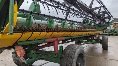 USED 2009 JOHN DEERE 620F